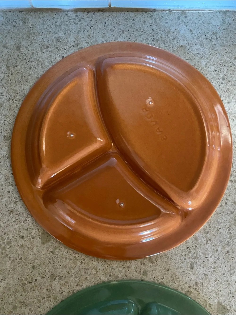 Vintage Bauer Plates- Classic Divided Design - Picture 7 of 10